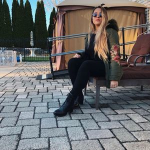 Meet your Posher, Carol